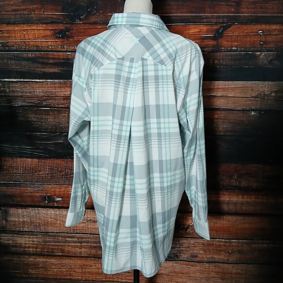 UA Under Armour Top Womens L High Tide Heatgear Active Shirt Plaid Button Front - Picture 5 of 9